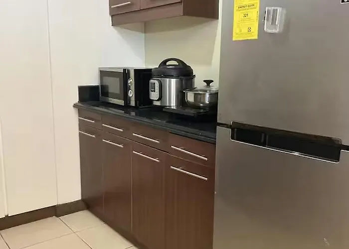 Apartahotel New Scandi At Flair St-2br W Balcony, Pool, Parking Manila